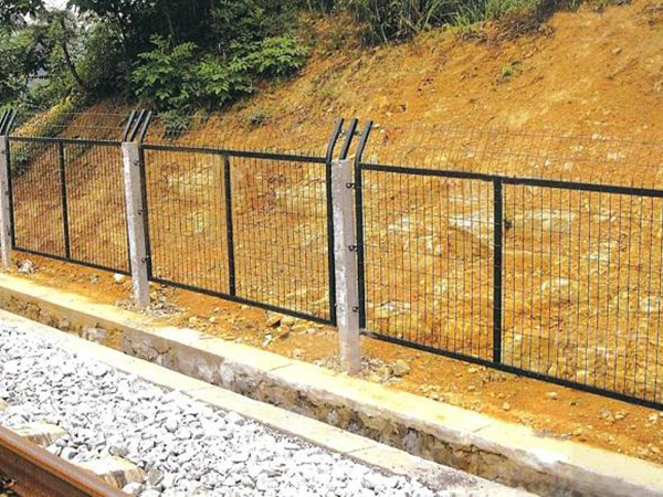 鐵路防護柵欄圖片3