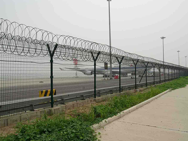 機(jī)場隔離網(wǎng)圖片2