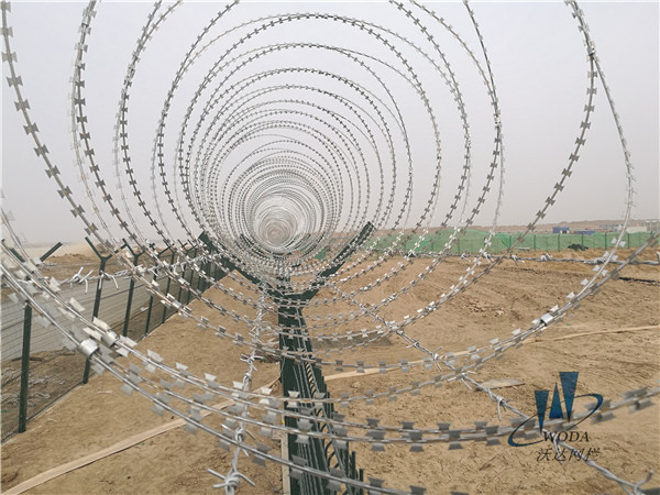 北京大興機(jī)場飛行區(qū)圍界鐵絲網(wǎng)