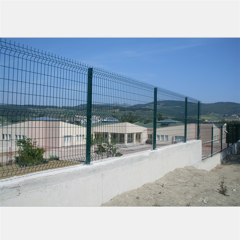 廠區(qū)隔離網(wǎng)圖片4 廠區(qū)隔離網(wǎng)圖片4